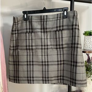 J.Crew Grey/Black Plaid Mini Skirt. Size 12